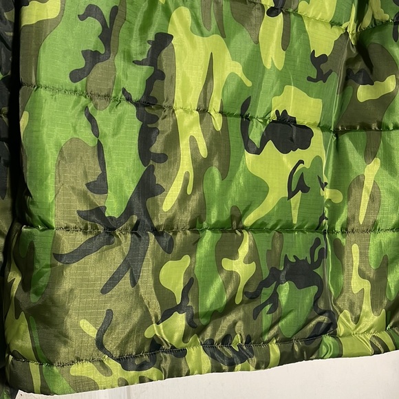 HUF Worldwide CAMO JACKET Convertible to Vest Mens size LARGE HTF - Picture 8 of 12